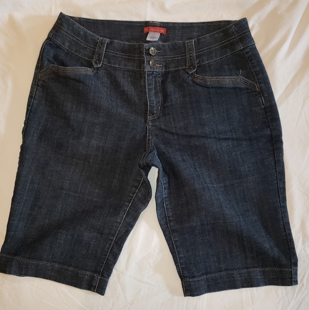 Dress Barn Size 14 shorts
